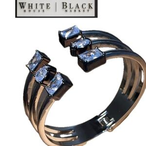 Hinged Wrap Bracelet 🤍